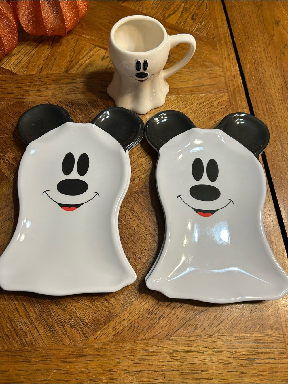4 Disney Mickey Mouse Ghost Serving Tray Plate Halloween & 1 Ceramic Mug